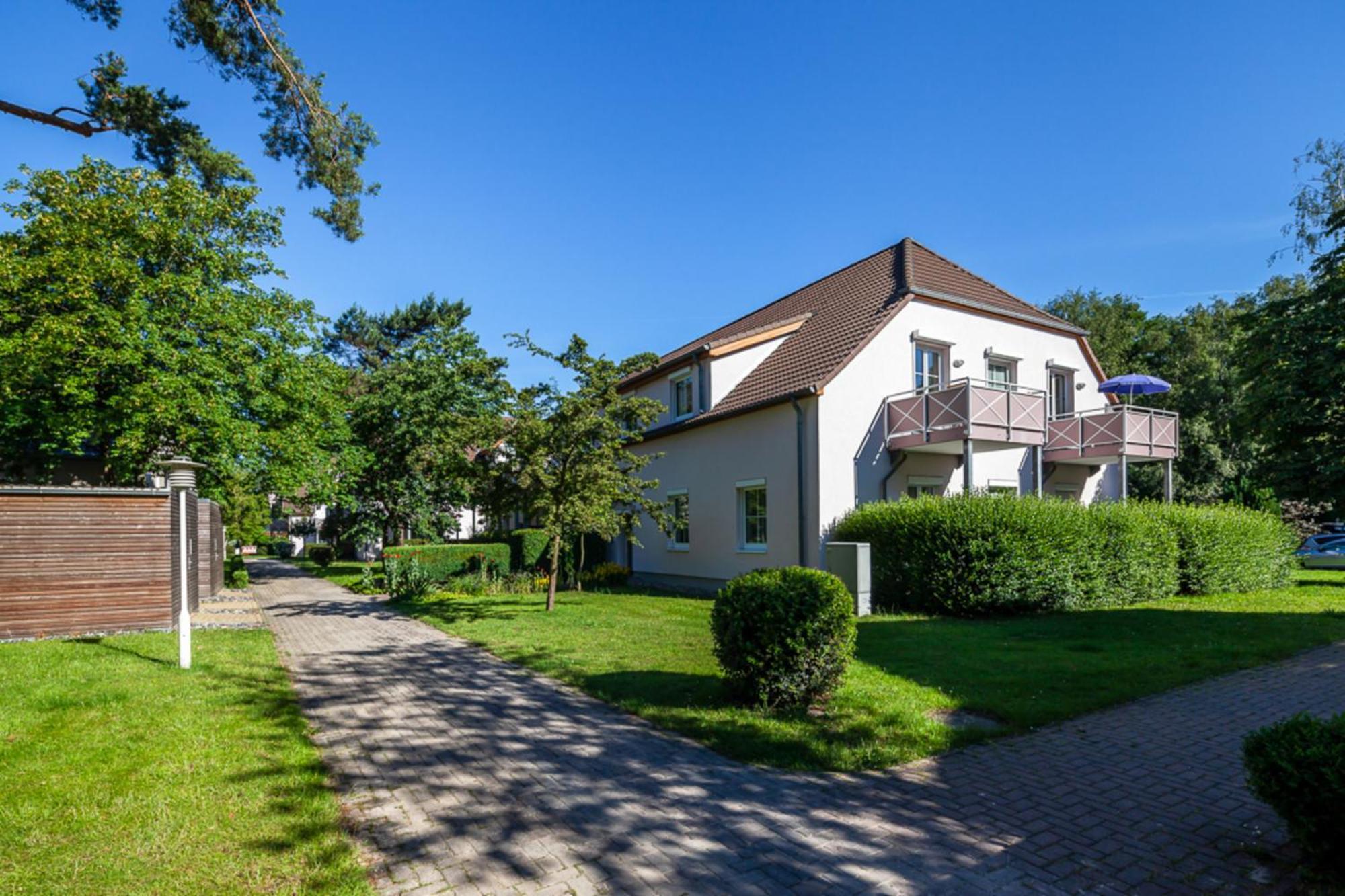 Ferienwohnung "Strandgut" Neuhaus  Екстер'єр фото